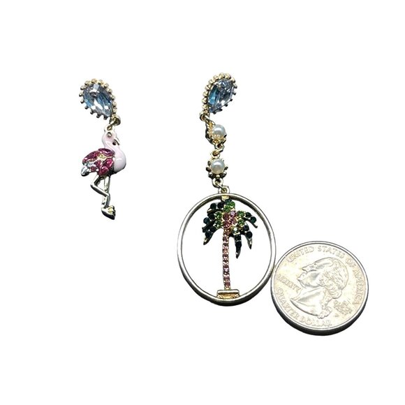 Charming Charlie MSRP 24Flamingo & Palm Tree Dangle Earrings With Crystal Accent - Picture 5 of 8